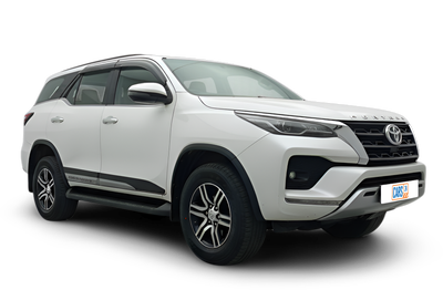 Toyota Fortuner-img